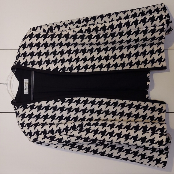 Tahari by Arthur S. Levine Houndstooth Print Blazer Size 24W - Picture 2 of 9